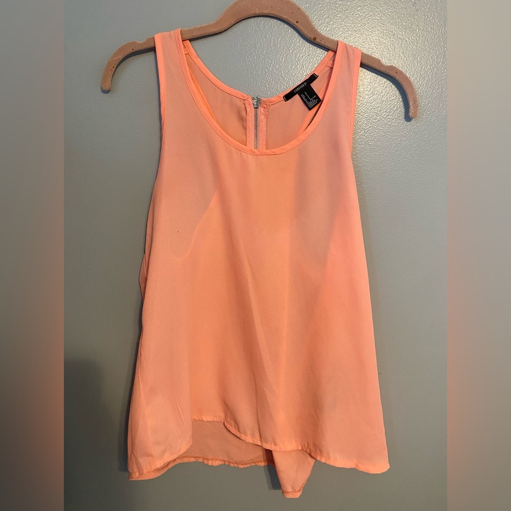 Size small peach/coral tank top